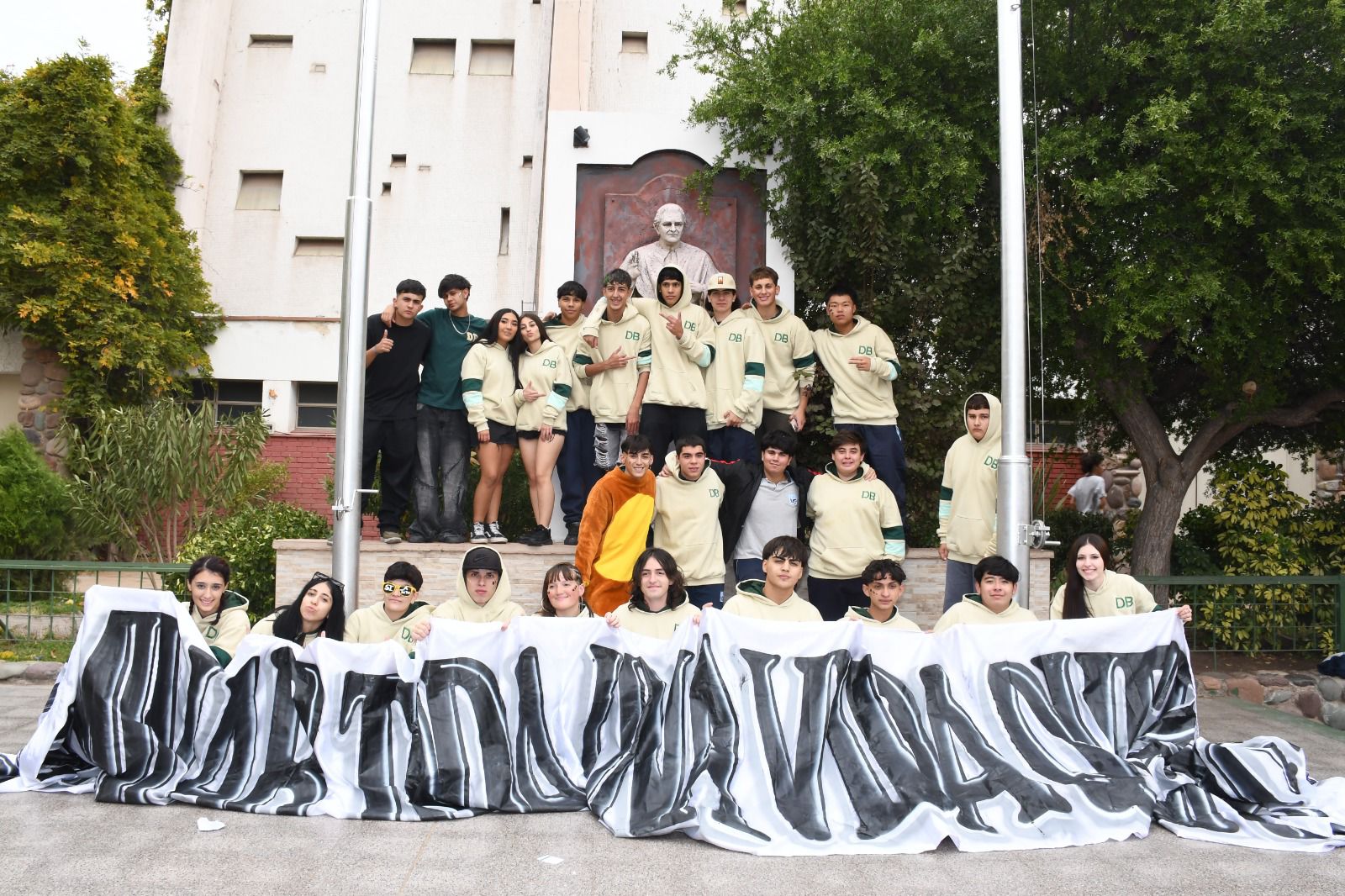 64e9b1c7-188b-4450-8749-fd8b2684e4e4 (1)