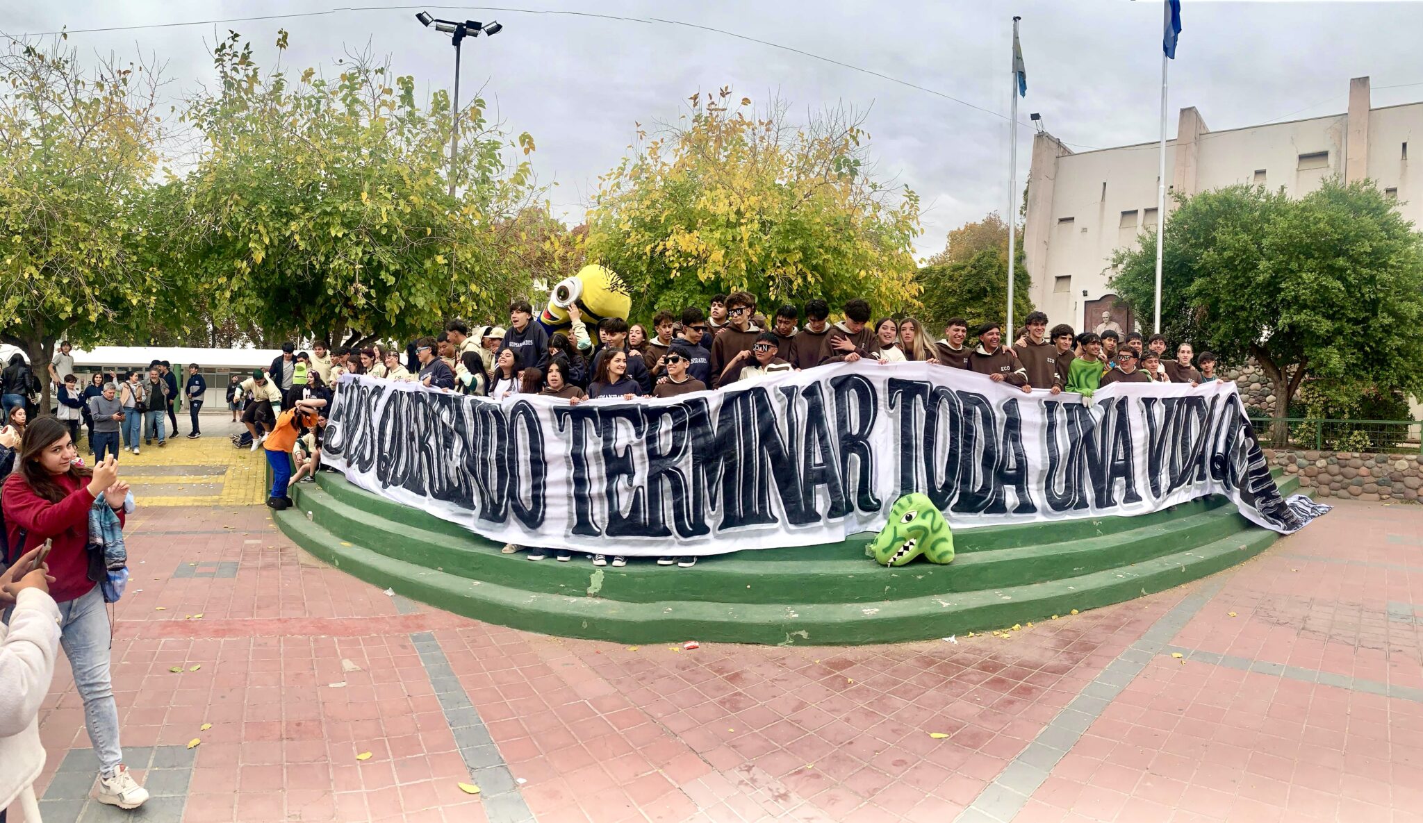 b31dca5a-5364-4726-8139-918101c7f8a5