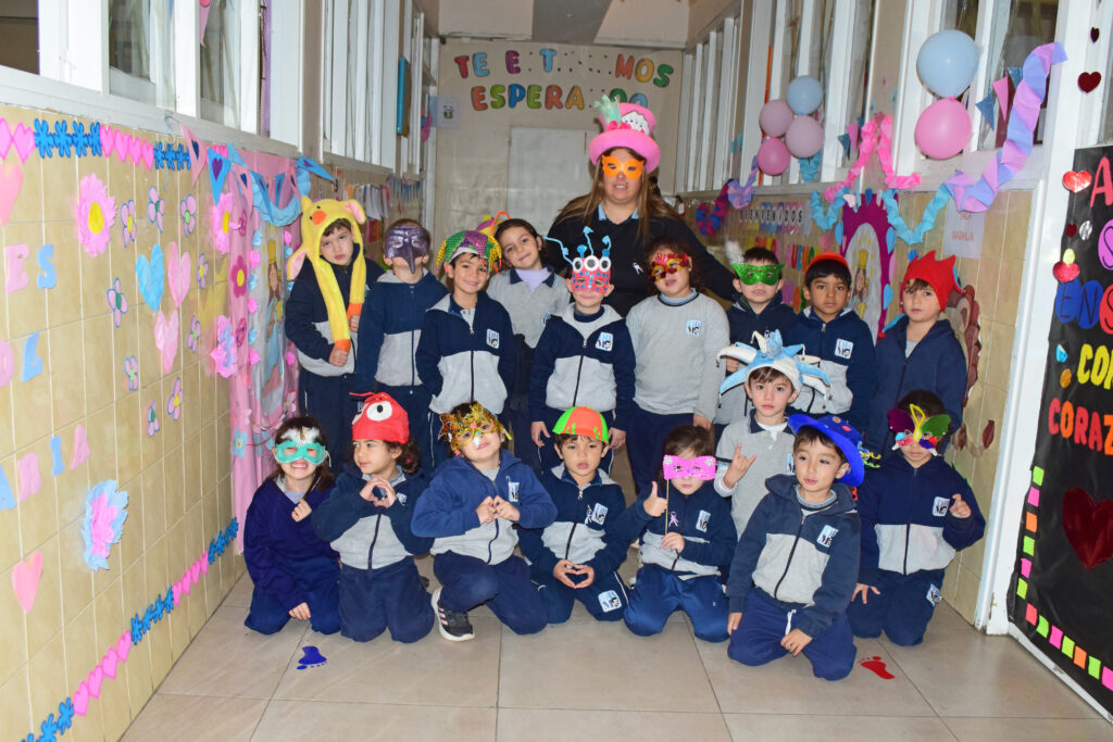 vero sala de 5 naranja